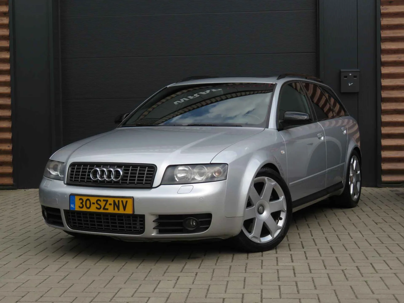 Audi S4 (2004) — foto 1