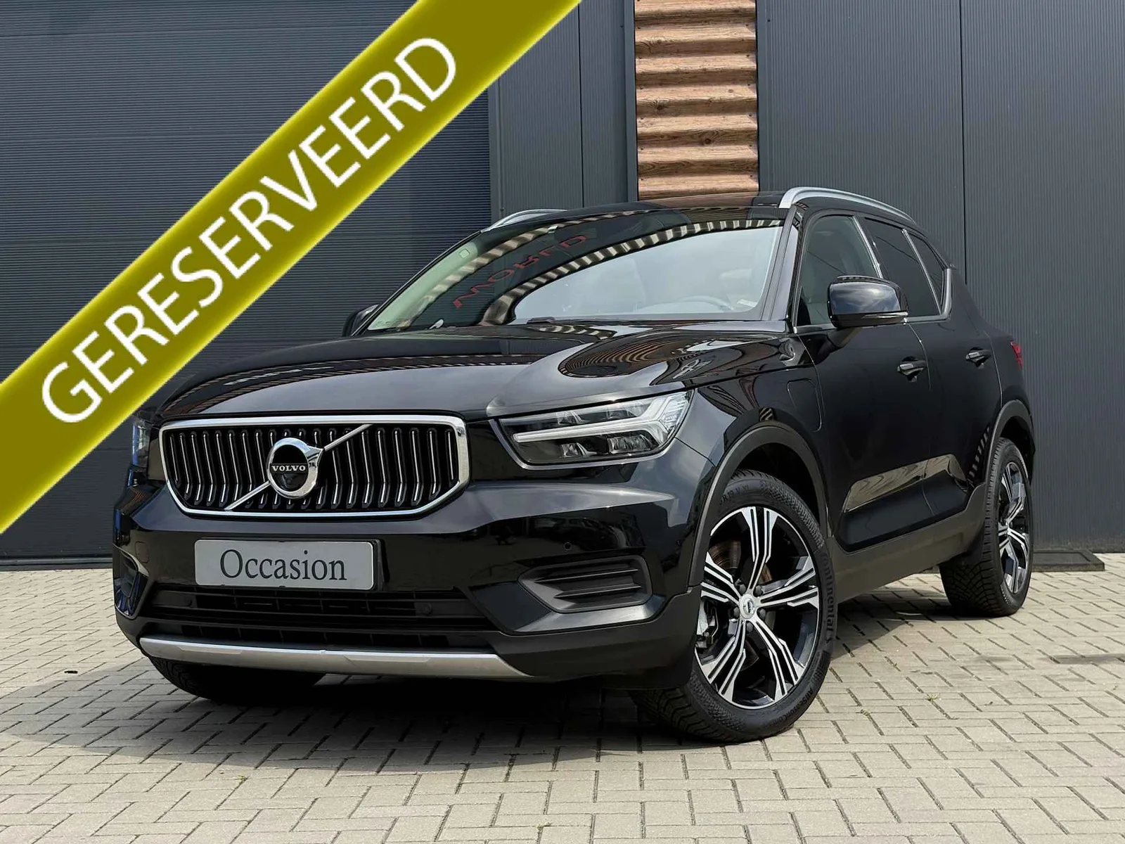 Volvo XC40 (2021) — foto 1