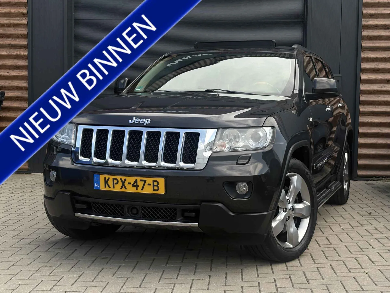 Jeep Grand Cherokee (2011) — foto 1