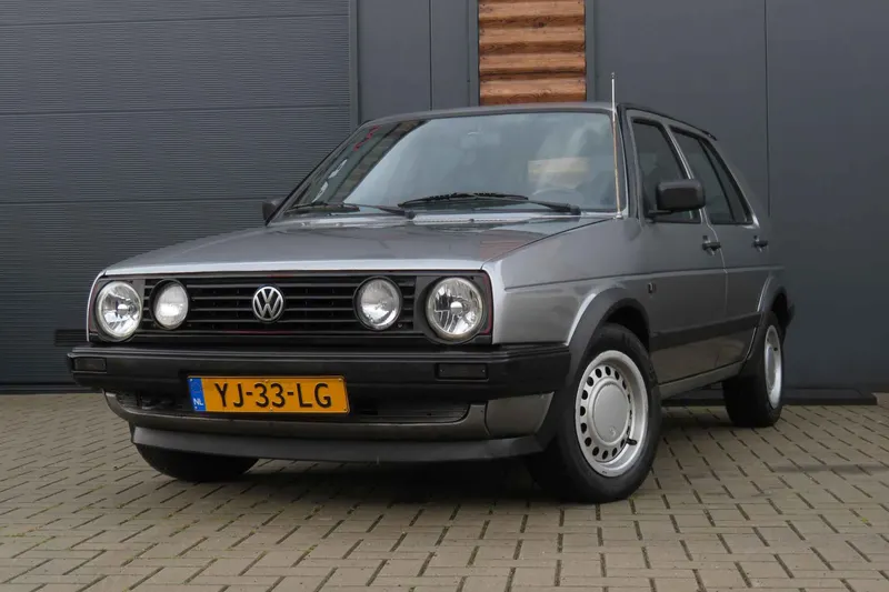 Volkswagen Golf (1990)