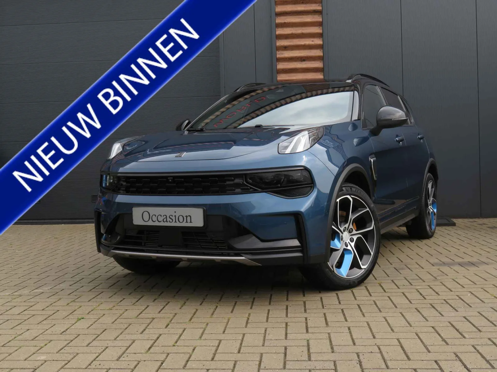 Lynk & Co 01 (2023) — foto 1
