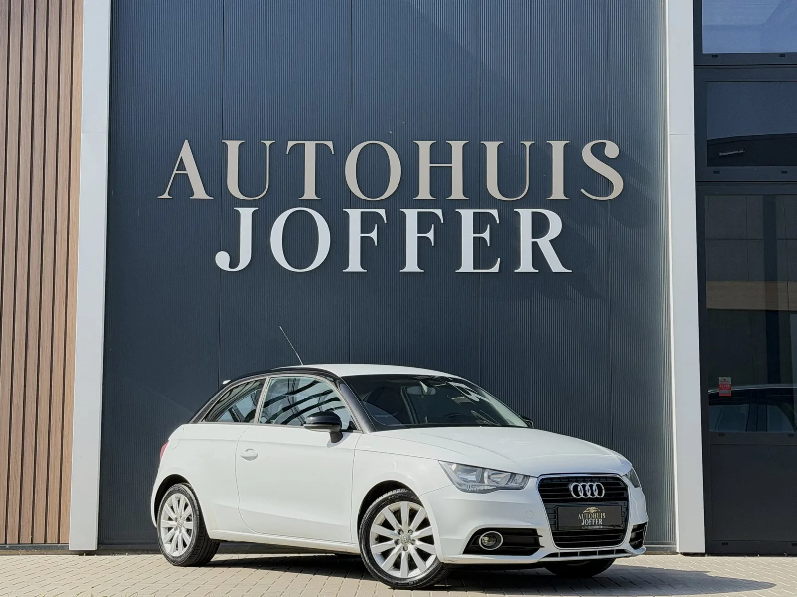 Audi A1 (2011) — foto 1