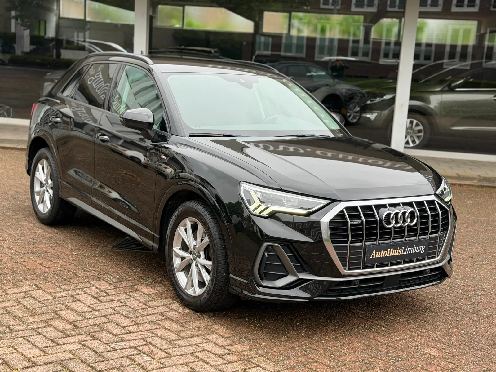 Audi Q3 (2019) — foto 1