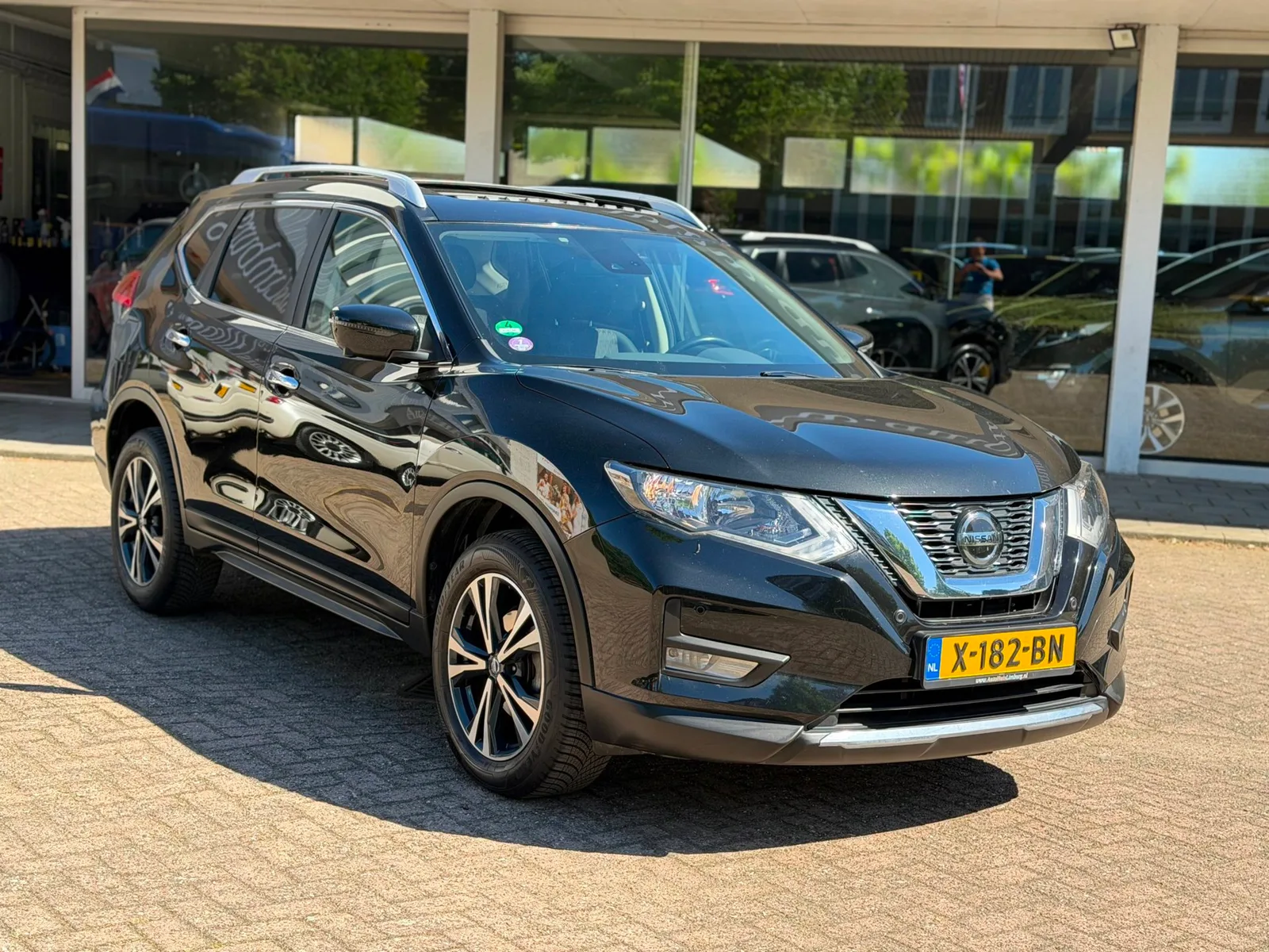 Nissan X-Trail (2020) — foto 1