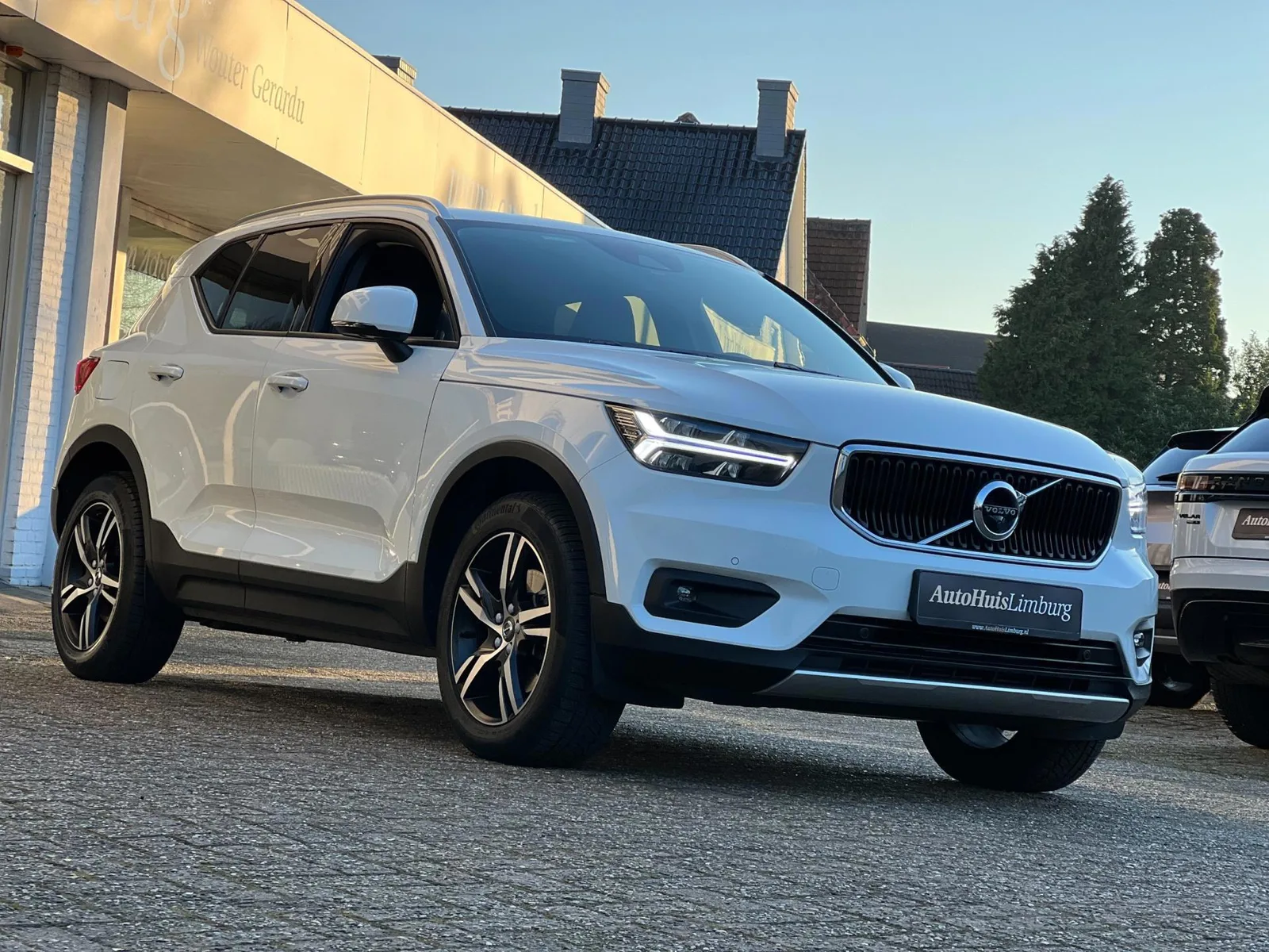 Volvo XC40 (2019) — foto 1