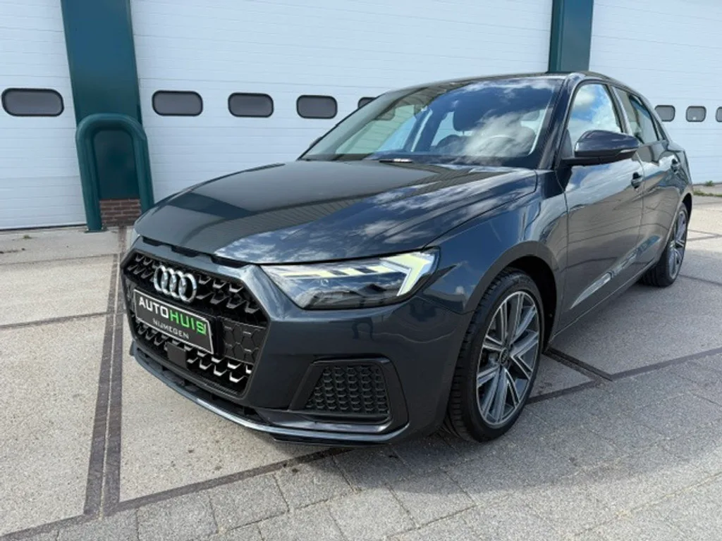 Audi A1 (2022) — foto 1