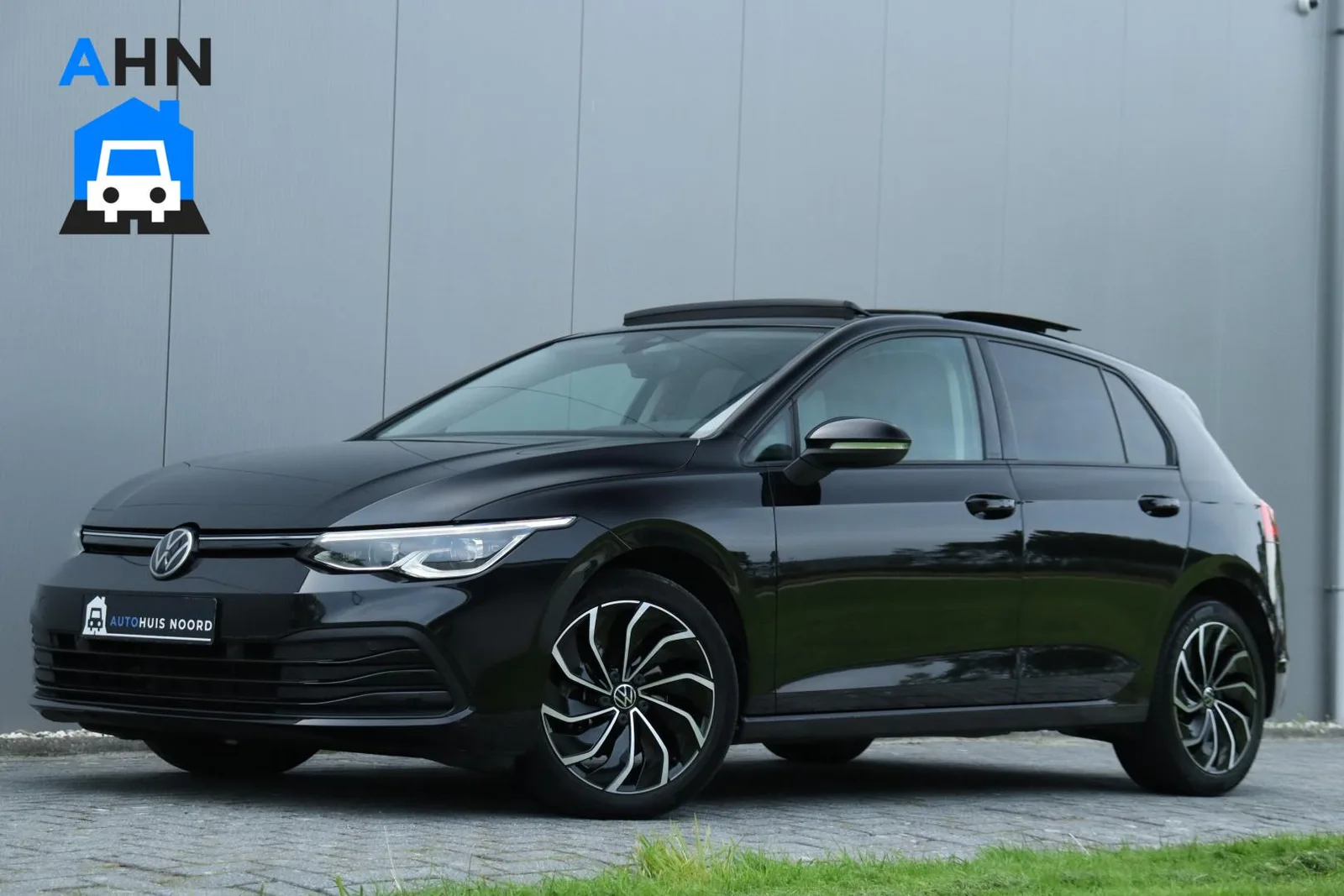 Volkswagen Golf (2020) — foto 1