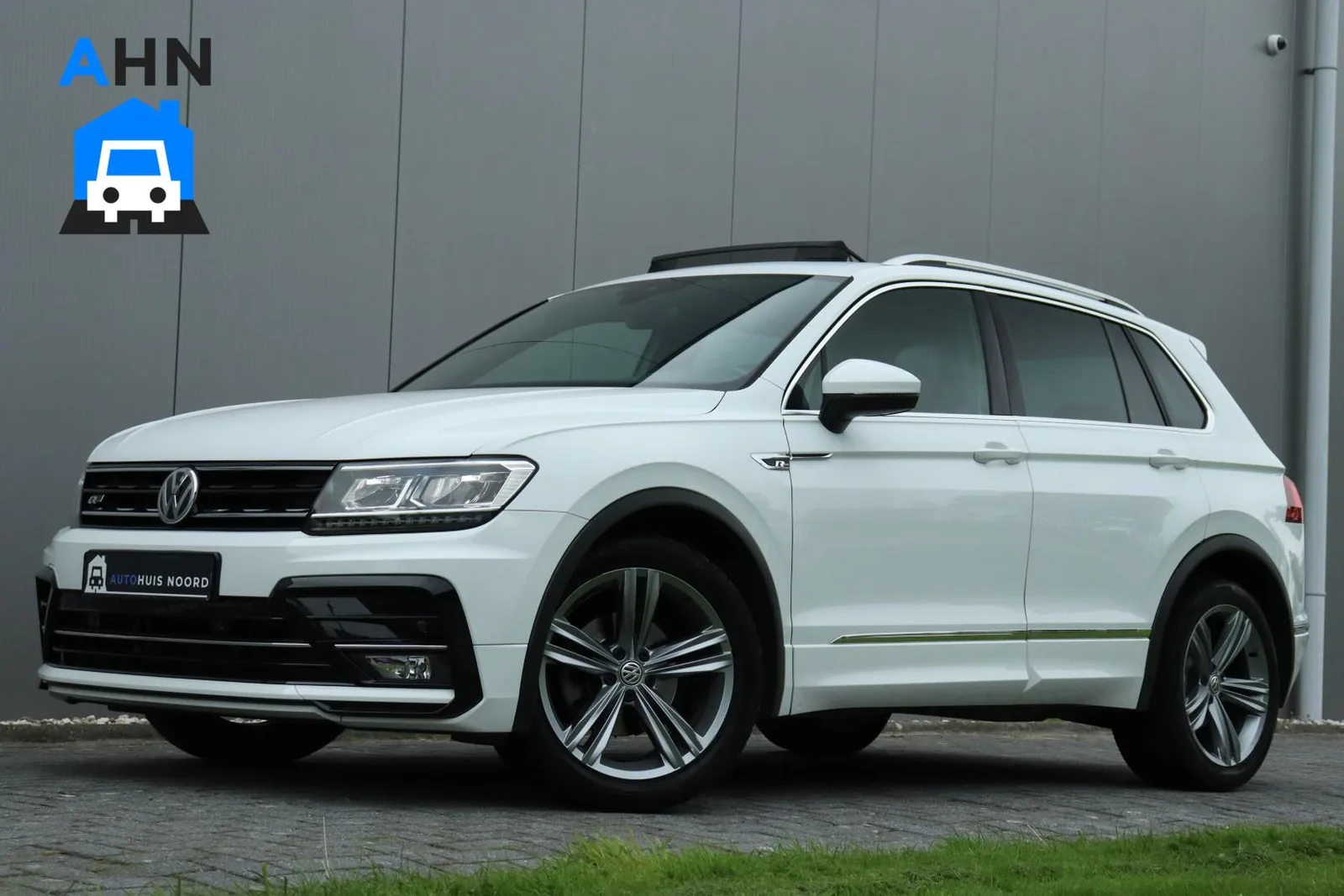 Volkswagen Tiguan (2020) — foto 1