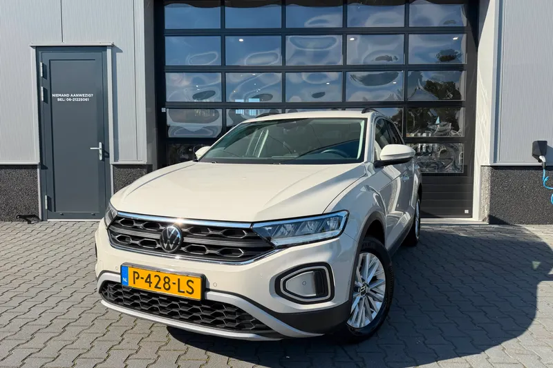 Volkswagen T-Roc (2022)