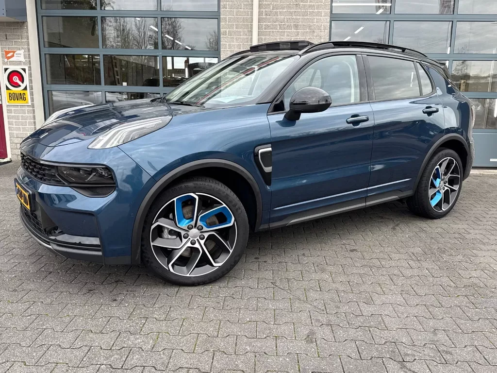 Lynk & Co 01 (2023) — foto 1
