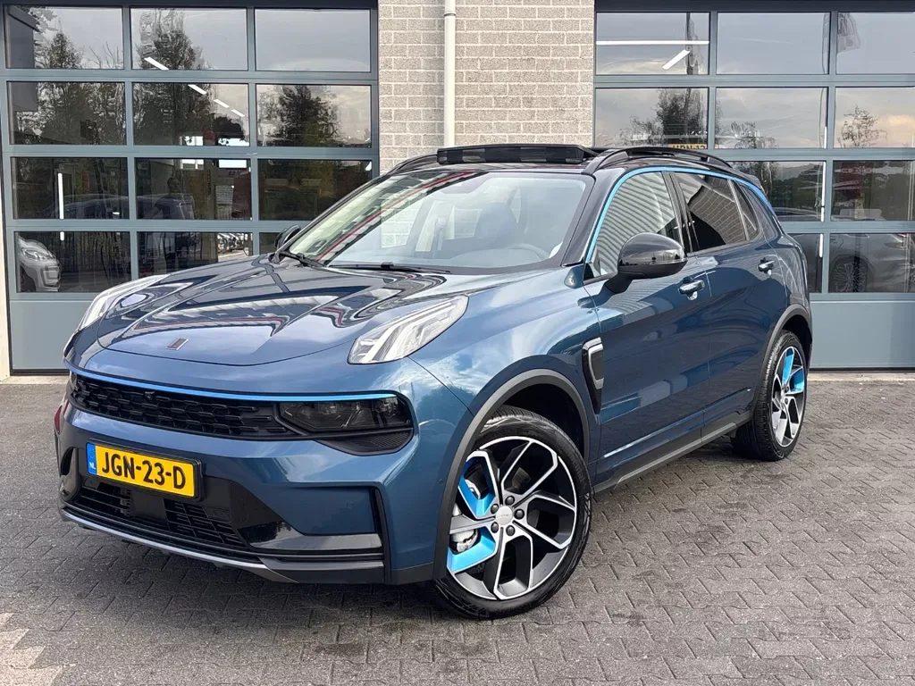 Lynk & Co 01 (2023) — foto 1