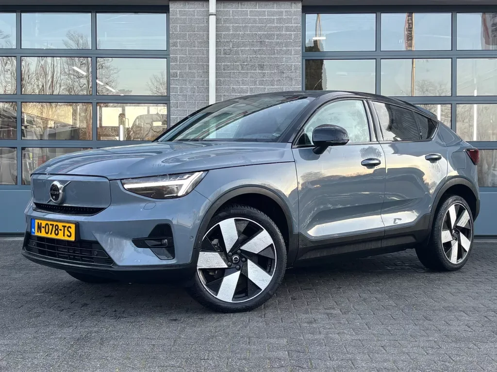 Volvo C40 (2021) — foto 1
