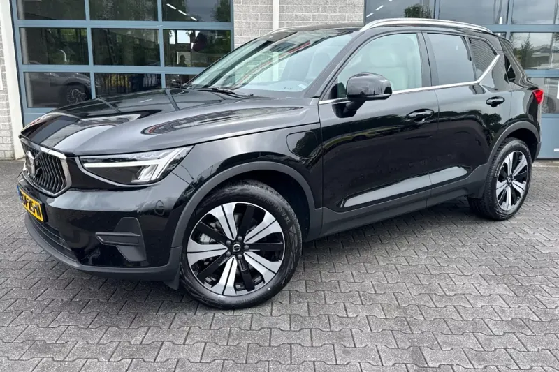 Volvo XC40 (2022)