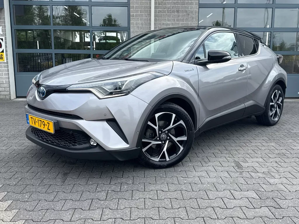 Toyota C-HR (2018) — foto 1