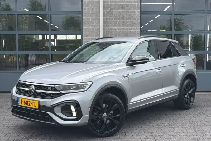 Volkswagen T-Roc (2023)