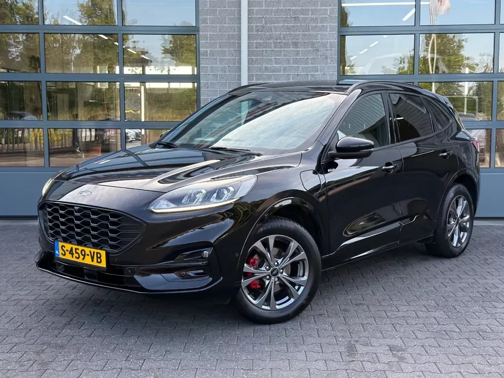 Ford Kuga (2023) — foto 1