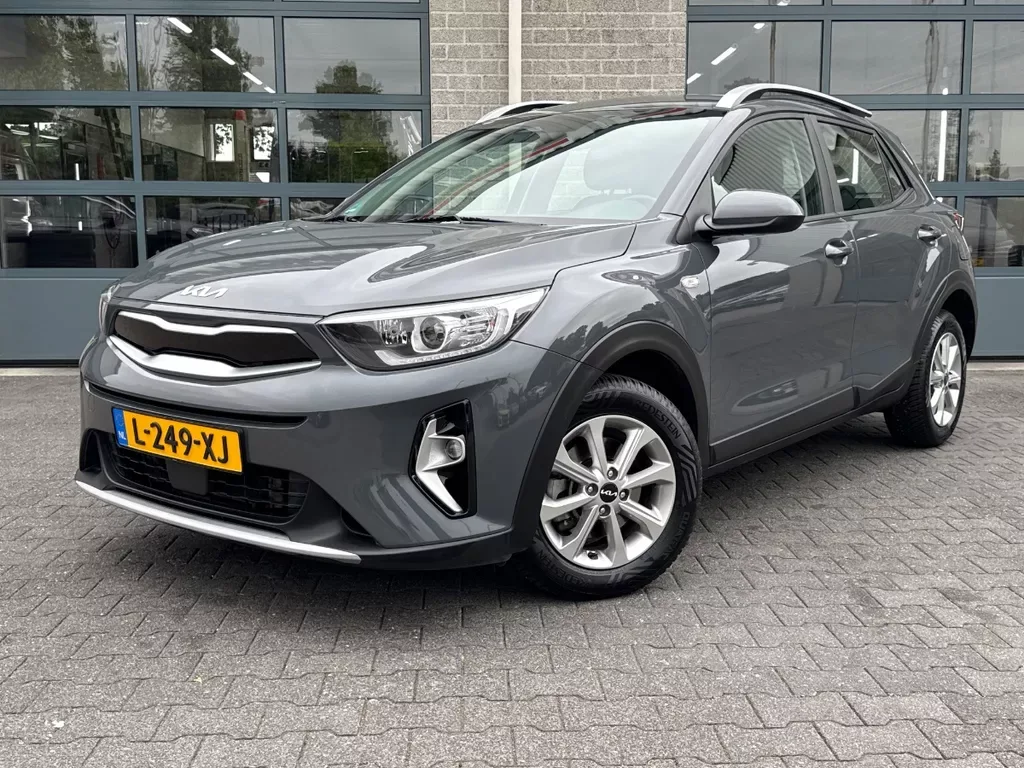 Kia Stonic (2021) — foto 1
