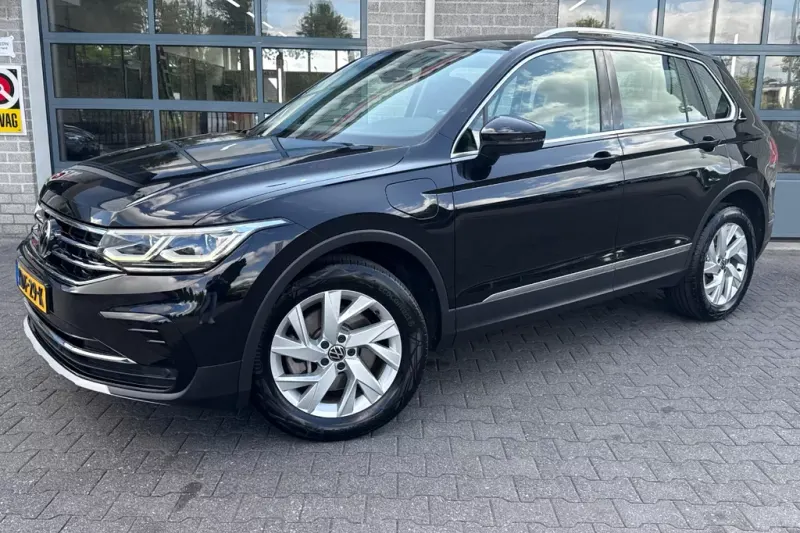 Volkswagen Tiguan (2022)