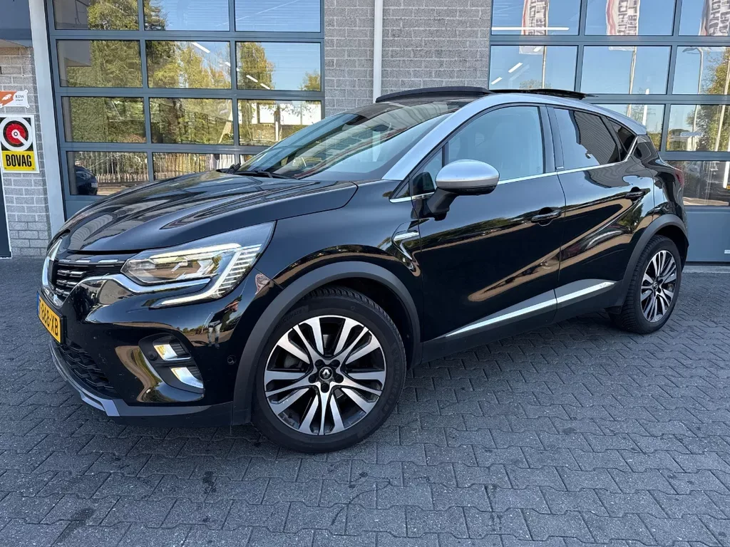 Renault Captur (2021) — foto 1