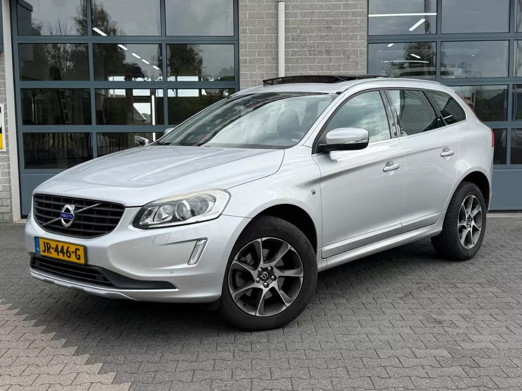 Volvo XC60 (2016) — foto 1