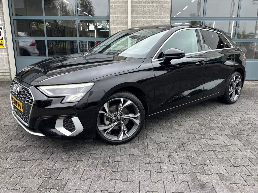 Audi A3 (2021) — foto 1
