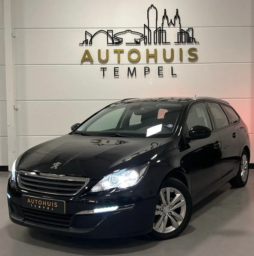 Peugeot 308 (2015) — foto 1