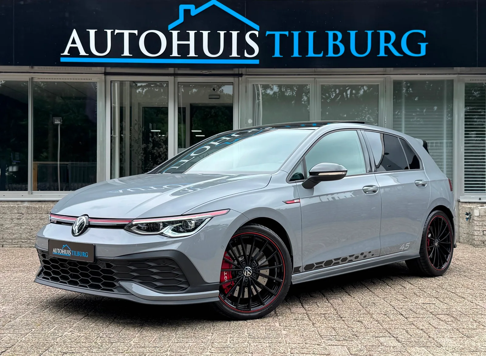 Volkswagen Golf (2022) — foto 1