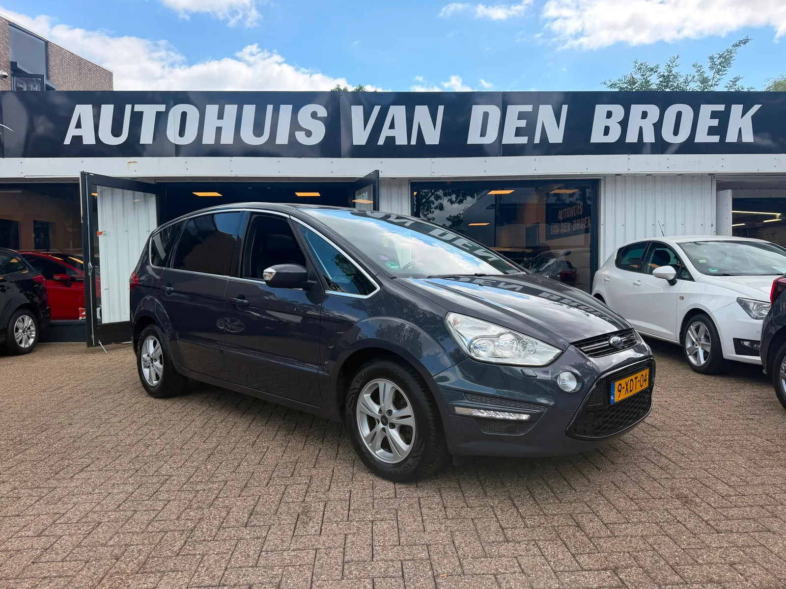 Ford S-Max (2014) — foto 1
