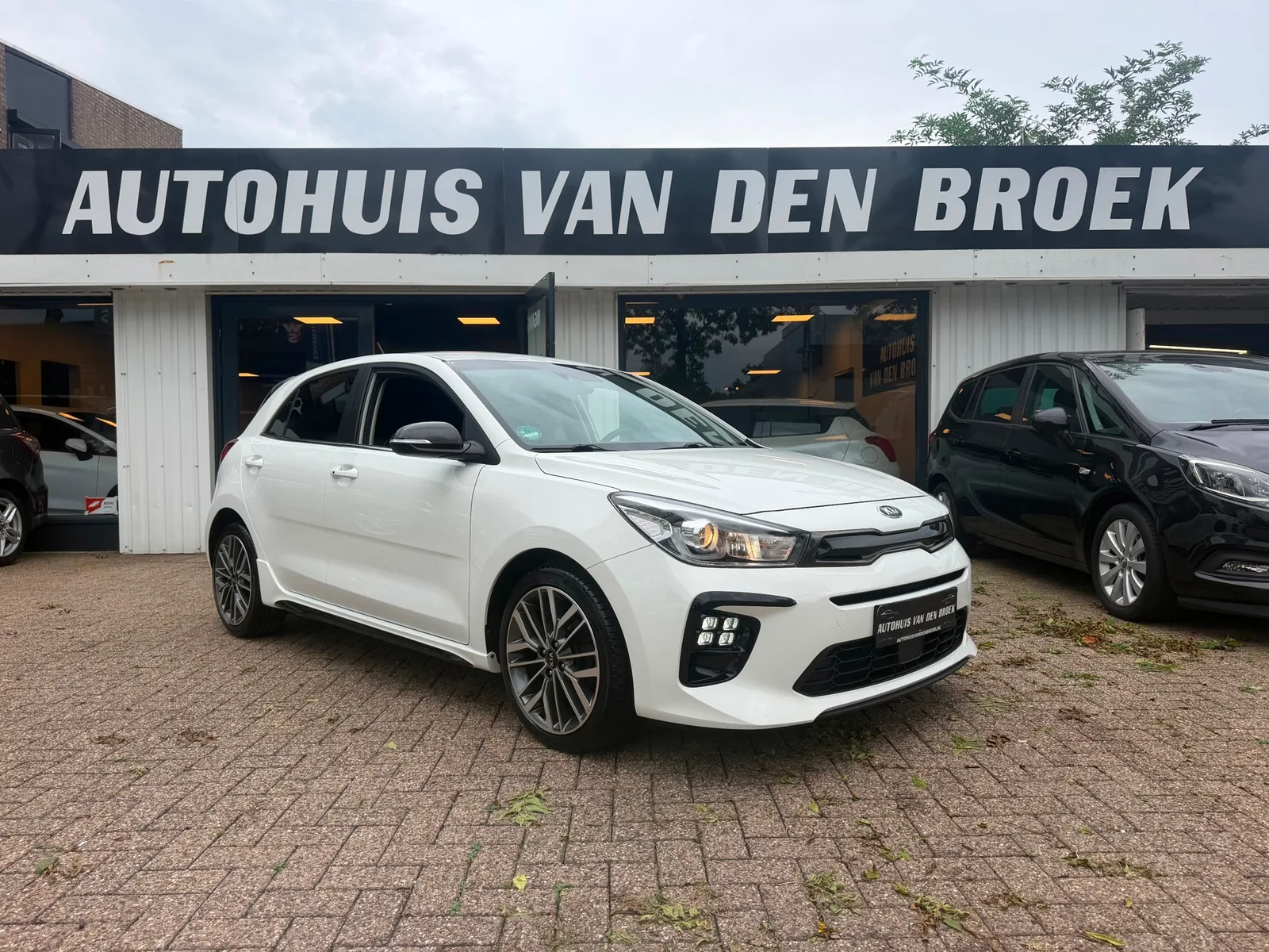 Kia Rio (2019) — foto 1