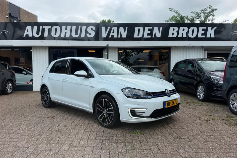 Volkswagen Golf (2015)