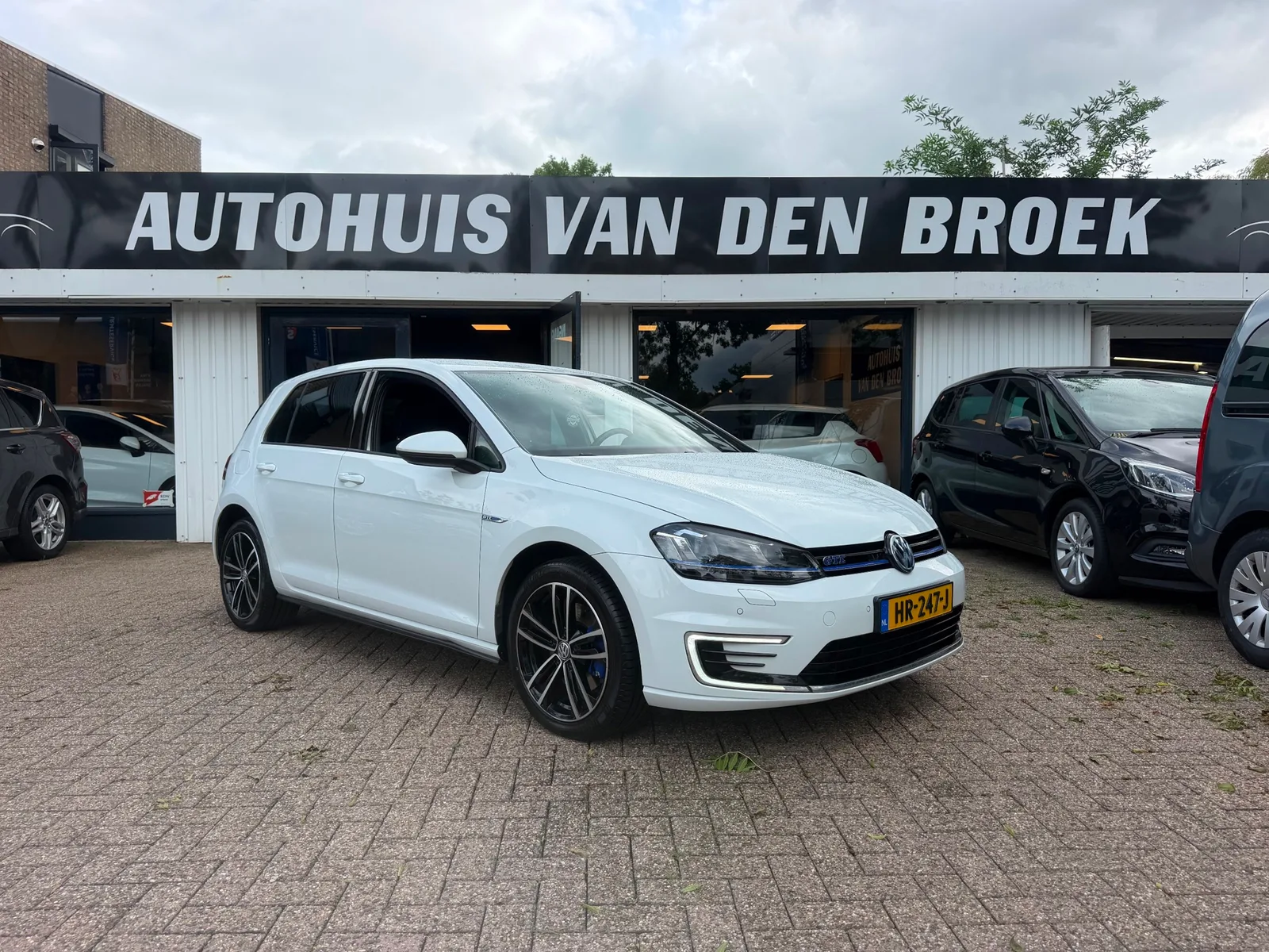 Volkswagen Golf (2015) — foto 1