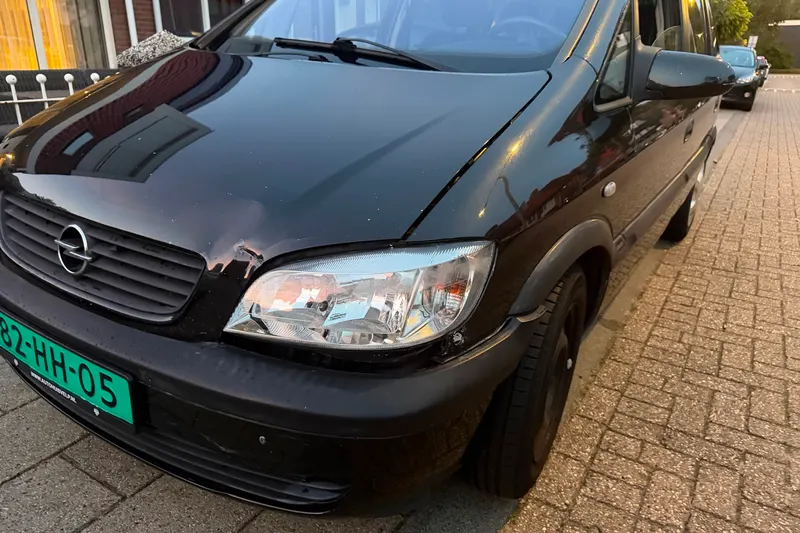 Opel Zafira (2002)