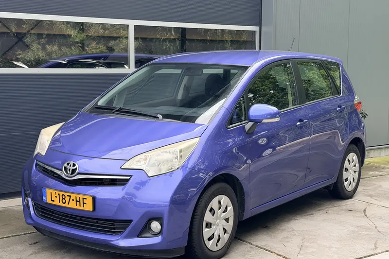 Toyota Verso (2013)
