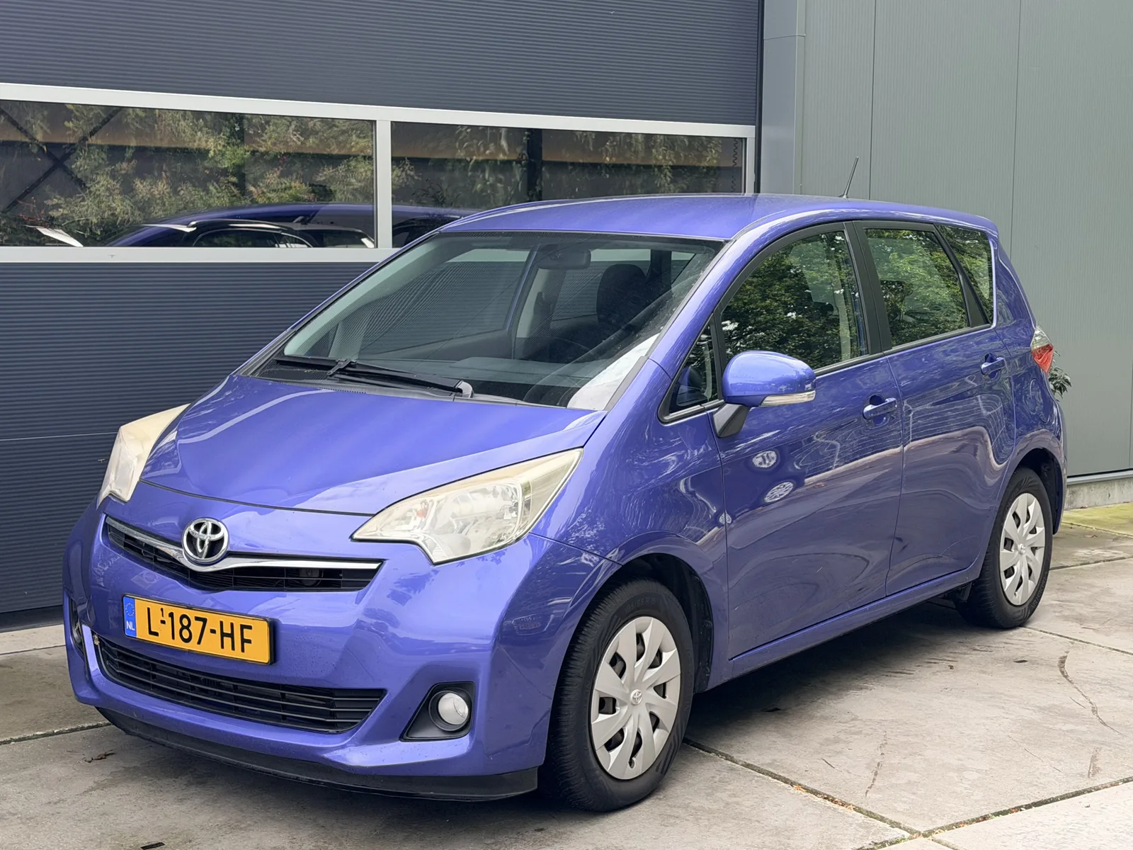 Toyota Verso (2013) — foto 1