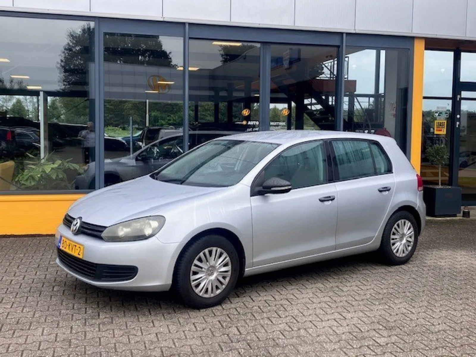 Volkswagen Golf (2010) — foto 1
