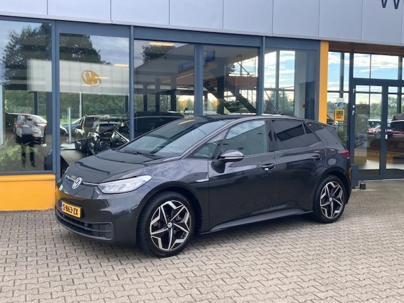 Volkswagen ID.3 (2023) — foto 1