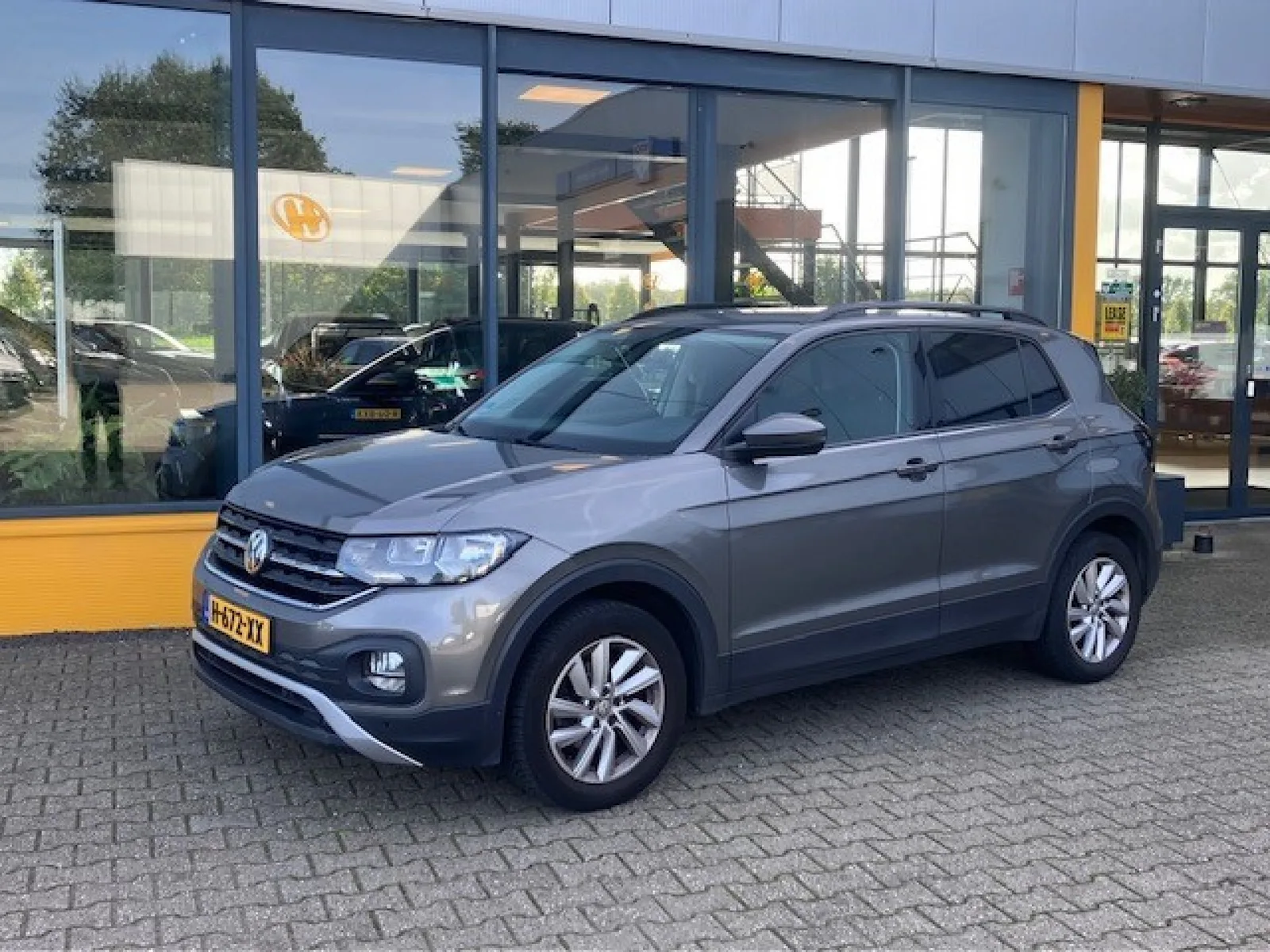 Volkswagen T-Cross (2020) — foto 1