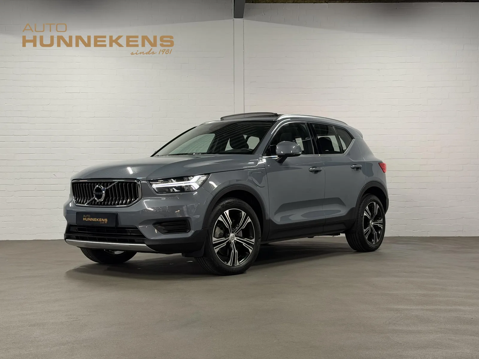 Volvo XC40 (2021) — foto 1