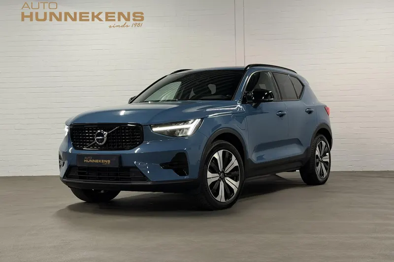 Volvo XC40 (2022)