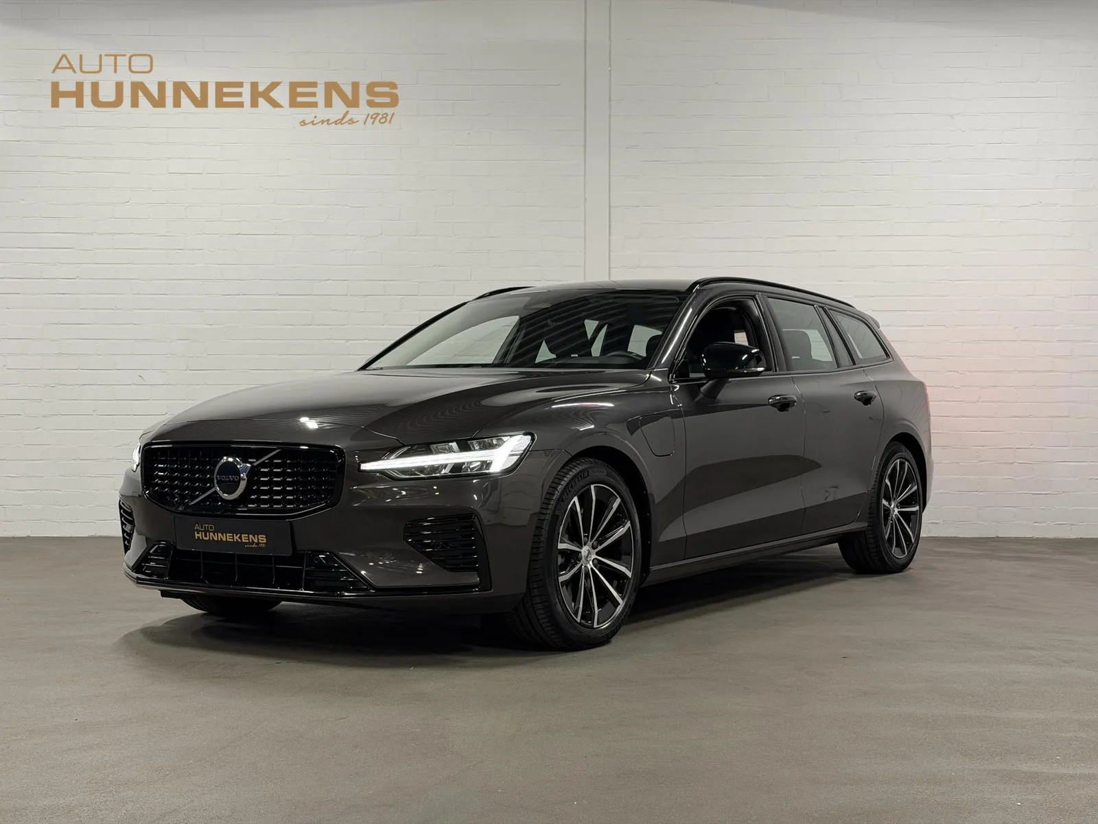 Volvo V60 (2022) — foto 1