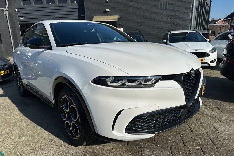 Alfa Romeo Tonale (2025)