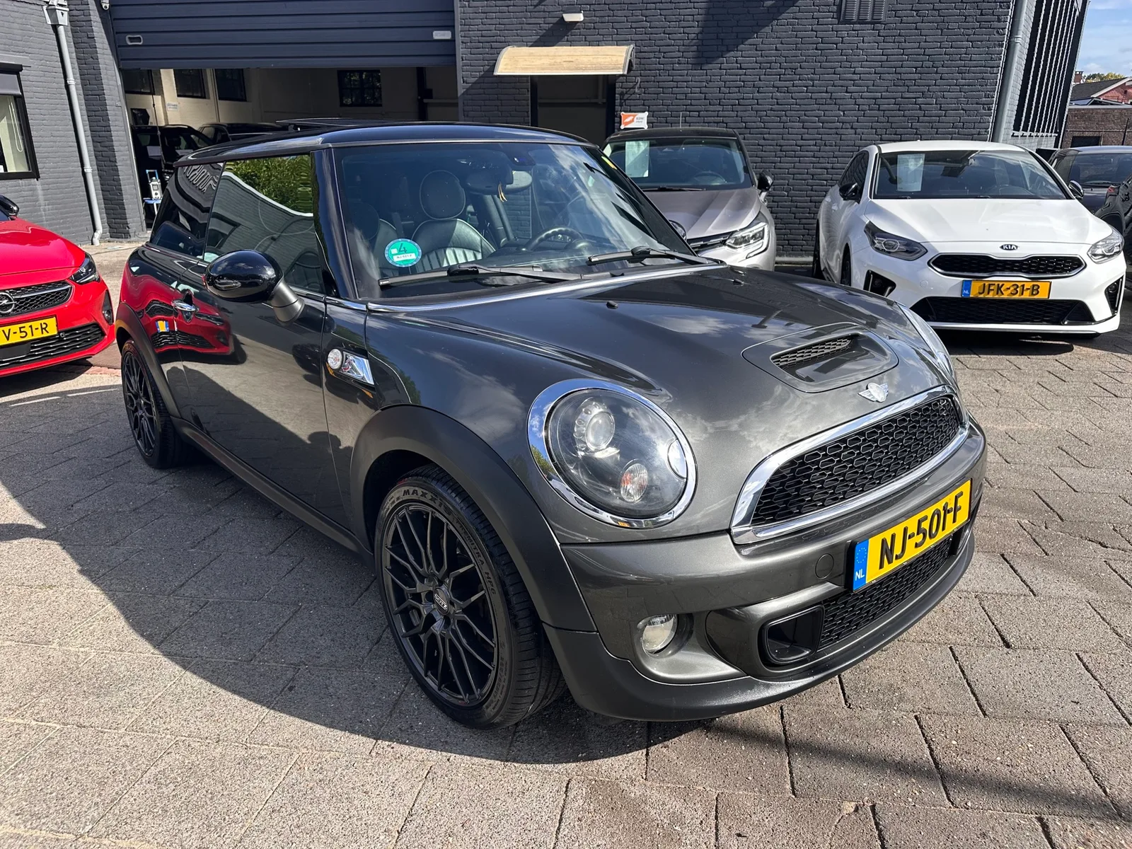 MINI Cooper S (2011) — foto 1