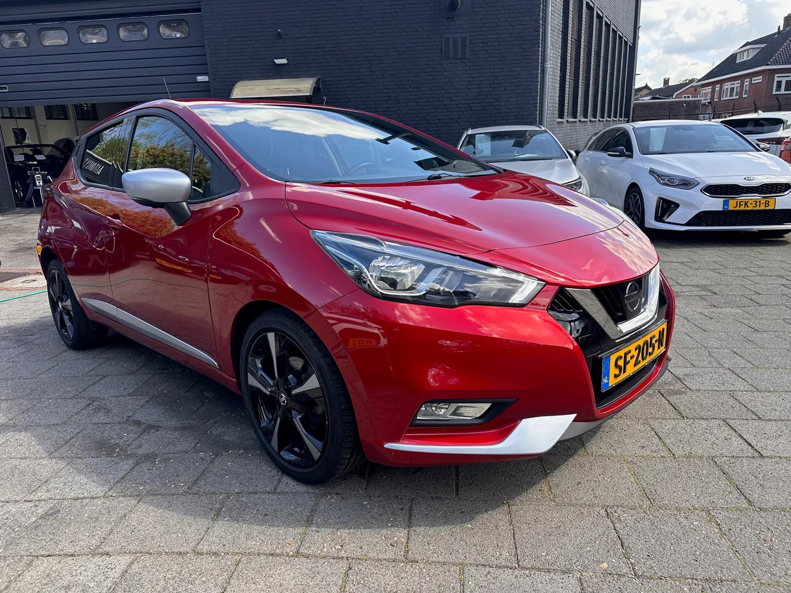 Nissan Micra (2018) — foto 1