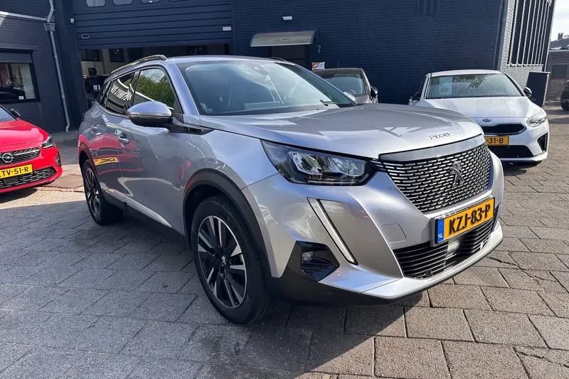 Peugeot 2008 (2020)