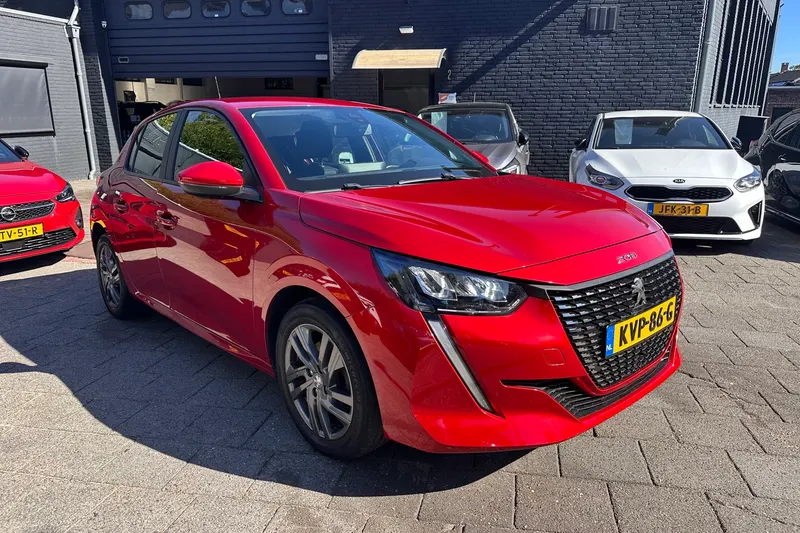 Peugeot 208 (2021)