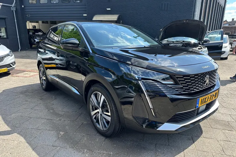 Peugeot 3008 (2022)