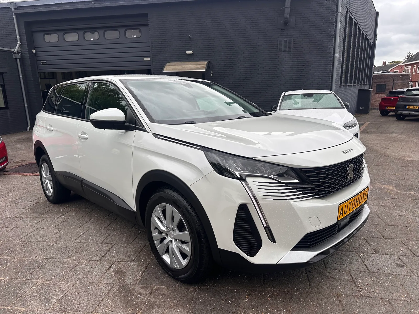 Peugeot 5008 (2021) — foto 1