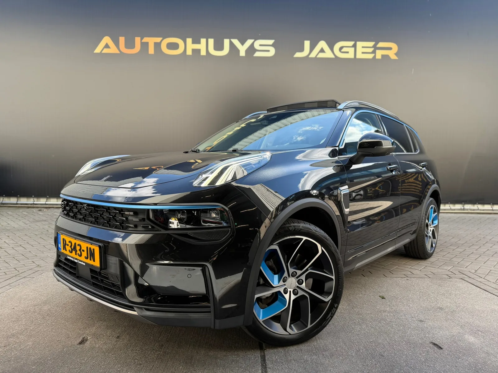Lynk & Co 01 (2022) — foto 1