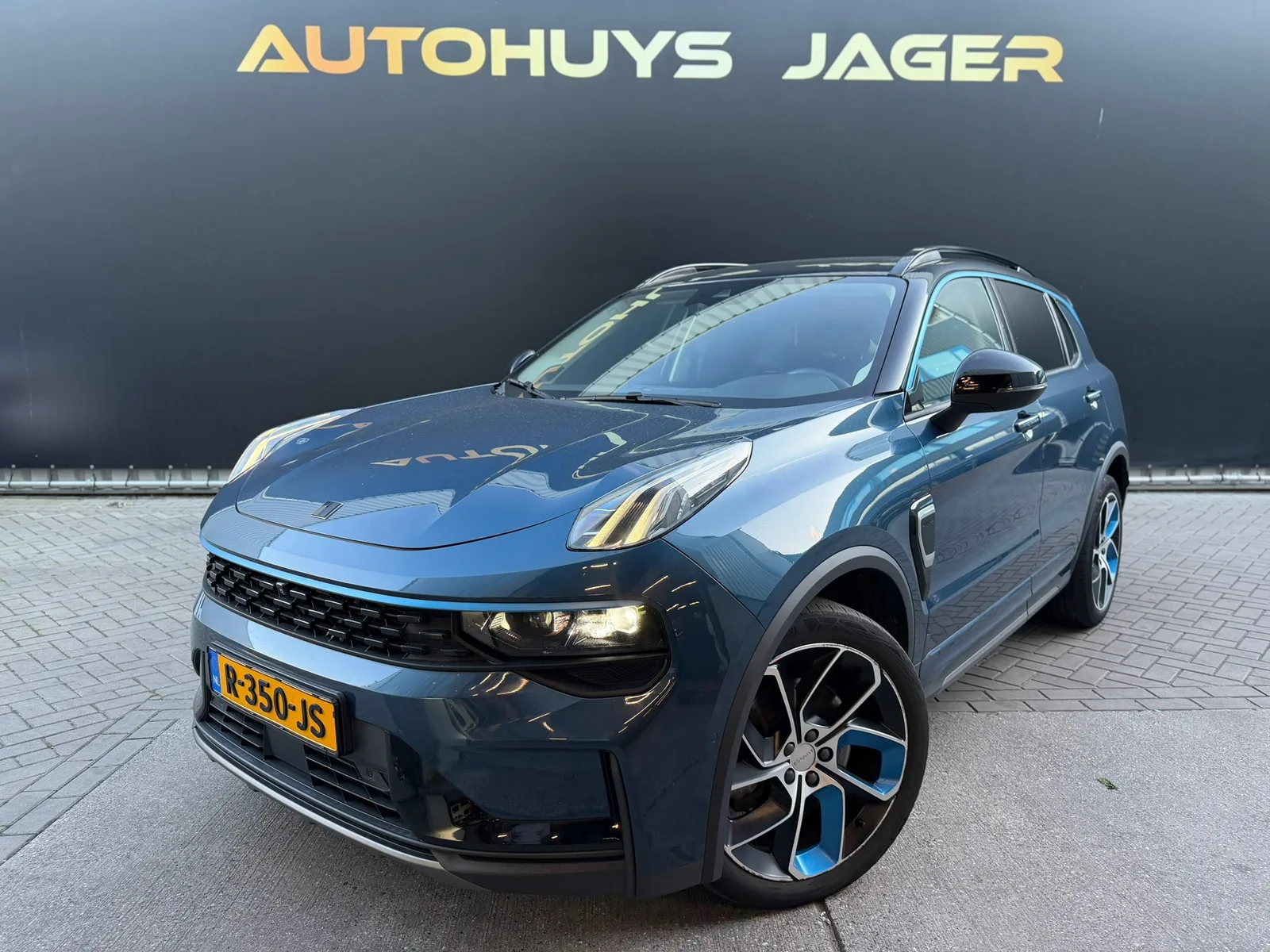 Lynk & Co 01 (2022) — foto 1
