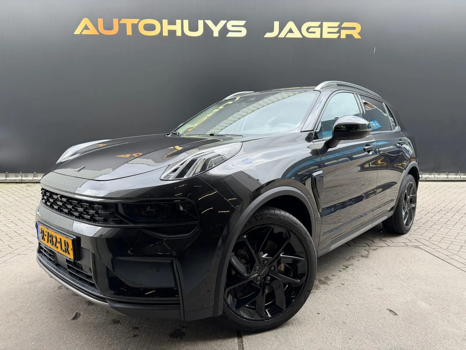 Lynk & Co 01 (2022) — foto 1